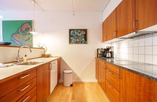 Christianshavn Apartment | Spacious Canal-View Apartment Near Metro in Christianshavn