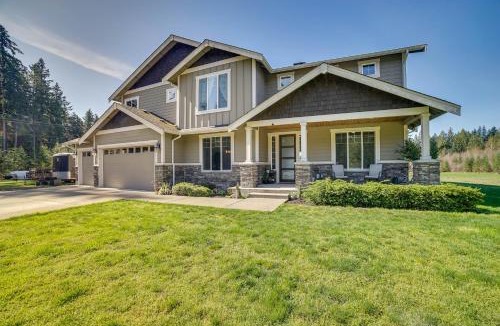 Lake Marcel-Stillwater House | Spacious Carnation Home with Grill and Large Yard