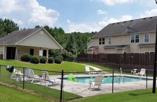 Cartersville House | Spacious Cartersville Townhome