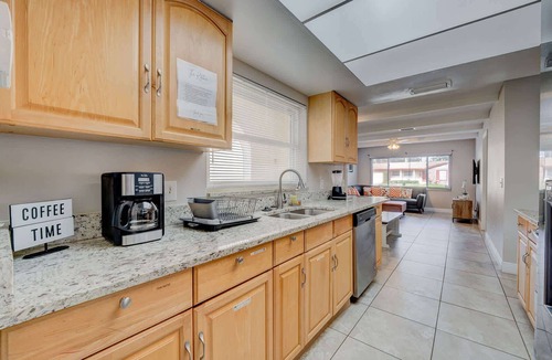 Casselberry House | Spacious Casselberry House with Backyard Pool