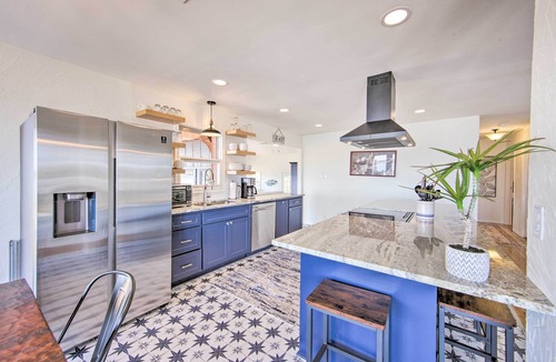 Mabank House | Spacious Cedar Creek Home w/Boat Lift + Views!