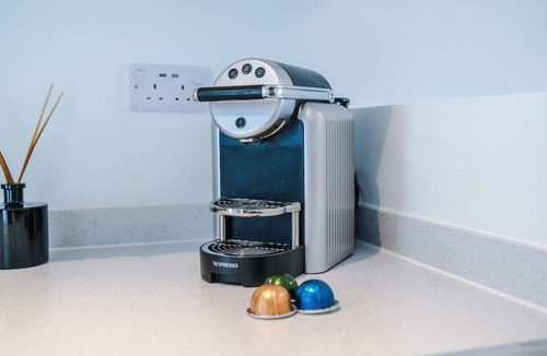 Salford House | Spacious Central Home in MCR w/Parking, PS5 &WiFi