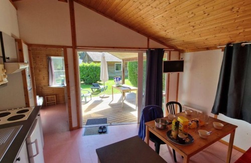 Saint-Geniez-d'Olt Ski Chalet | Spacious Chalet for 8 with Terrace