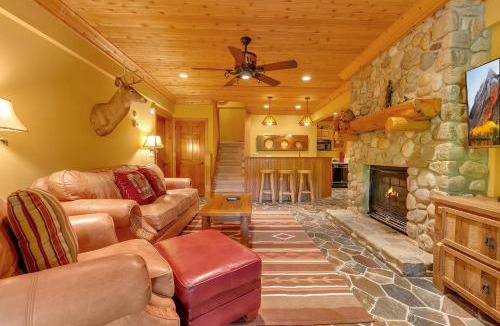 Ellicottville Ski Chalet | Spacious Chalet Hot Tub Sauna Holiday Valley