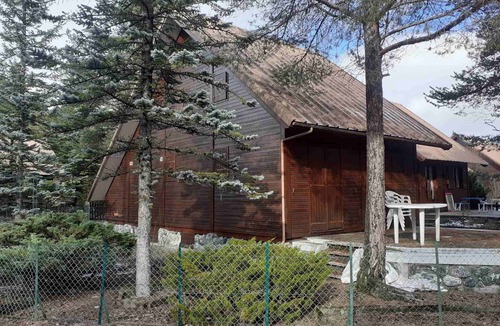 Barcelonnette Ski Chalet | Spacious chalet in Barcelonnette for 8 guests