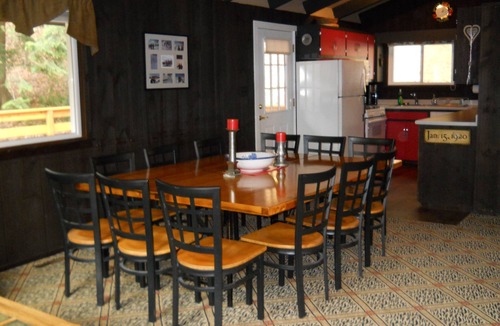 Waitsfield Ski Chalet | SPACIOUS CHALET! Ski, Golf, Tennis, Hiking, Mountain Biking! Early discounts!