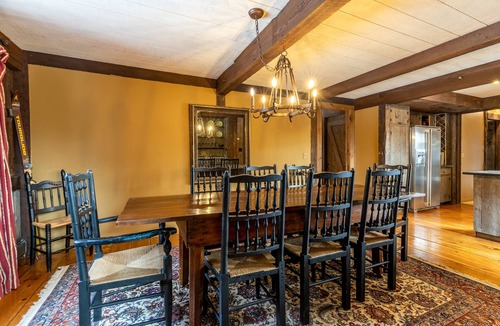 Stratton Mountain Ski Chalet | Spacious Chalet W/Endless Entertainment THE BARN
