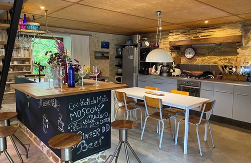 Saint-Dolay House | Spacious character farmhouse