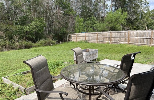 Kingsland House | Spacious Charming Home