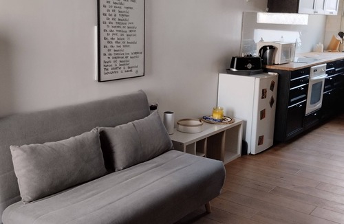 Lagord Apartment | Spacious charming studio with mezzanine ,