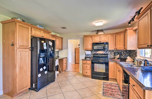 Western Branch North House | Spacious Chesapeake Home w/Pool Table!