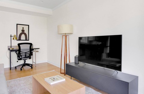 Brook Farm Apartment | Spacious CheStationut HIll 1BR w/ W/D & Gym, by Blueground