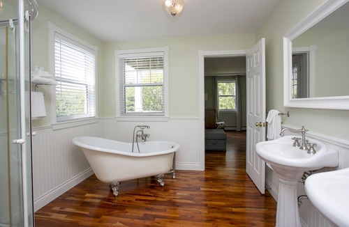 Chester House | Spacious Chester Village House, 4 Bedrooms, 2.5 Baths