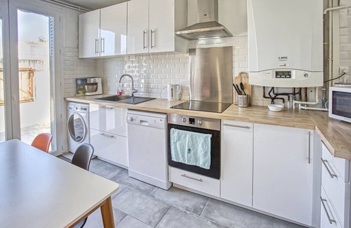 Angouleme Apartment | Spacious chic haven in Angoulême