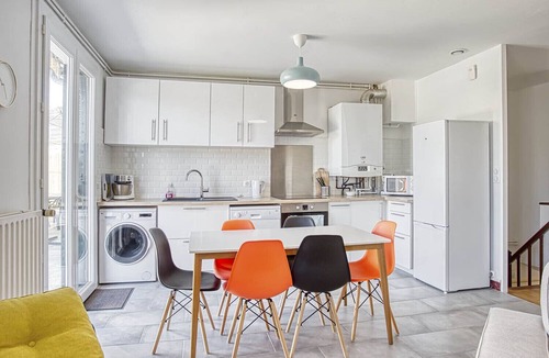 Angouleme Apartment | Spacious chic haven in Angoulême