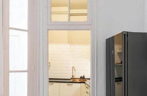 Dreta de l'Eixample Apartment | Spacious City-Center Apartment Steps from Plaza Catalunya