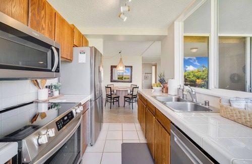 Princeville Condo | Spacious Cliffs Condo with Beach Gear & Ocean View