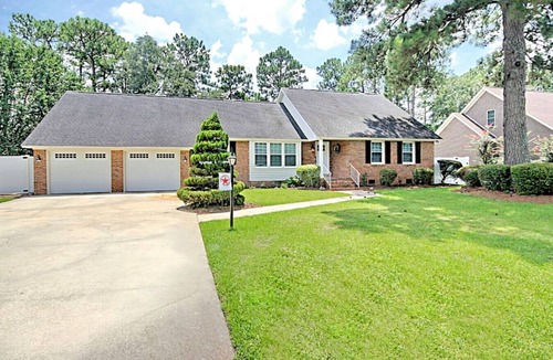 Red Hill House | Spacious Coastal Carolina Home with Epic Game Room