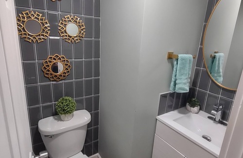 Del Mar House | Spacious coastal 5-bedroom home