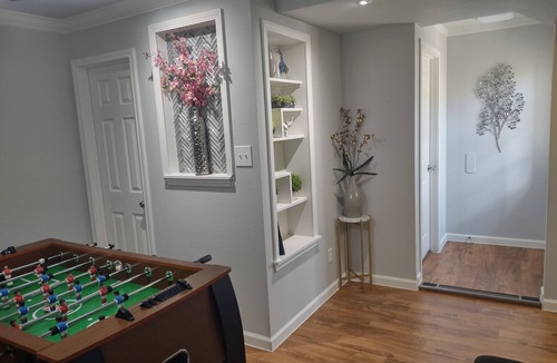 Del Mar House | Spacious coastal 5-bedroom home