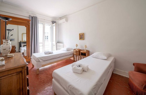 Gambetta Apartment | Spacious cocoon with garden in Montpellier