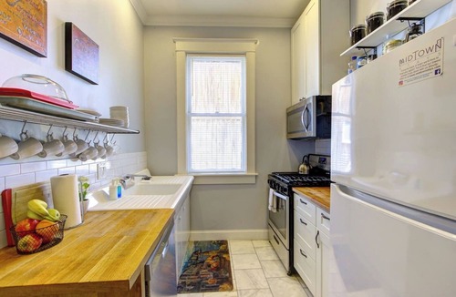 Evergreen Apartment | Spacious Colonial | Fireplace | Close to Overton