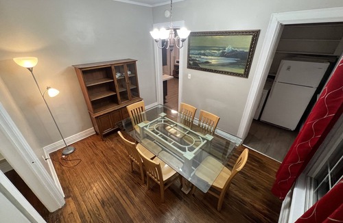 Geneva House | Spacious Colonial Style House - DT Geneva