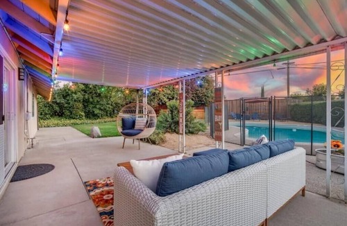 Citrus Heights House | Spacious Comfortable Home - 5BR with 2 Kings!