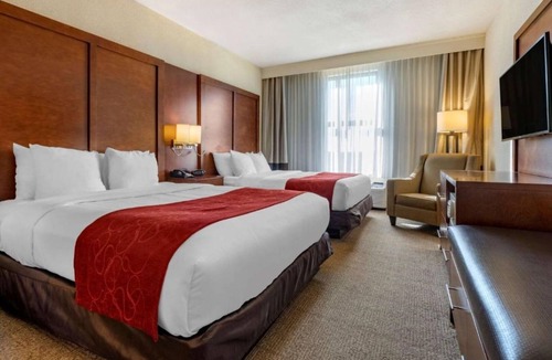 Tamiami House | Spacious, comfortable accommodations in Miami
