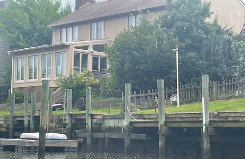 Buckroe Beach House | Spacious & comfortable Home, water access near Beach, restaurants & Hampton Univ