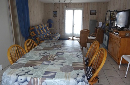 Grues House | Spacious comfortable villa near beach