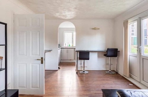 Erdington Apartment | Spacious comfy modern family 2 bedroom flat