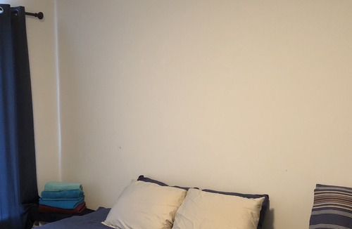 Chateauguay Condo | Spacious Condo for getaway with king size bed