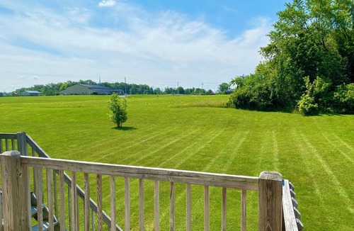 Ontario Condo | Spacious Condo in Ontario