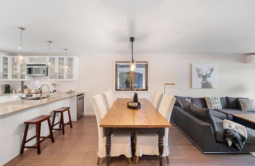 Mont-Tremblant Condo | Spacious Condo with Lake and Mountain View