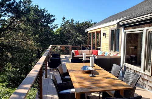North Truro House | Spacious Contemporary, Walk to Private Tru-Haven Beach