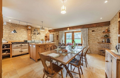 Broadwell Cottage | Spacious converted barn holiday accommodation in the Cotswolds - Bunt Barn