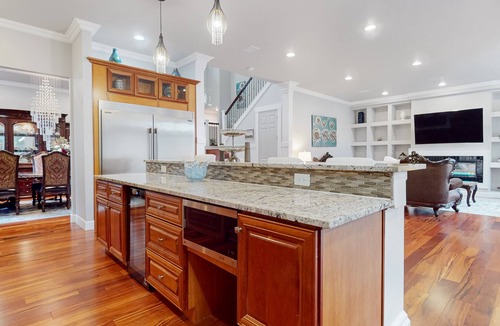 Marysville House | Spacious & conveniently located home with swim spa & two kitchens