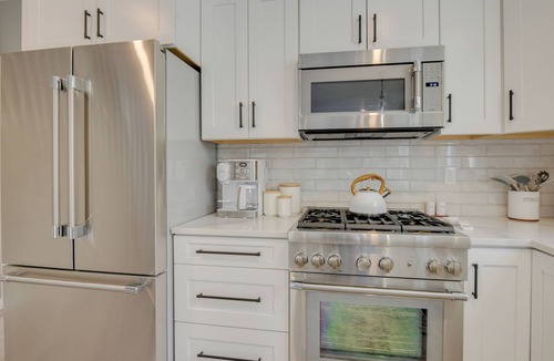 North Conway Apartment | Spacious Conway Vacation Rental w/Pool Table