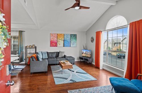 Madison Apartment | Spacious Corporate Condo - 2bd/2ba