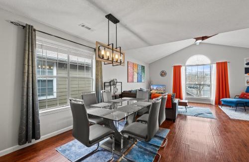 Madison Apartment | Spacious Corporate Condo - 2bd/2ba