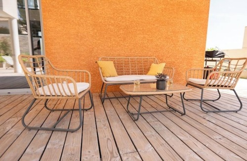 Saint-Gely-du-Fesc Villa | Spacious, cosy, modern family villa for 7