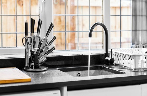 Kidderminster House | Spacious, Cosy & Chic Cottage with Hot tub