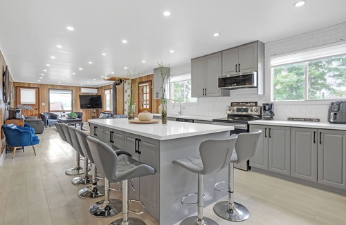 Coboconk Cottage | Spacious Cottage- right across lake!
