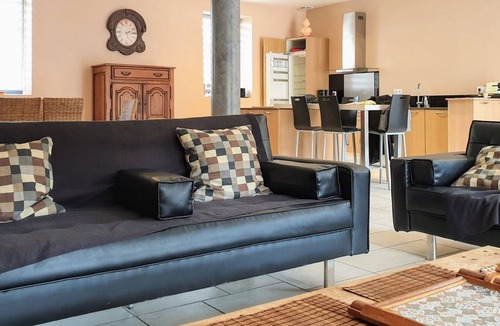 Mareil-le-Guyon Cottage | Spacious cottage near Paris with terrace and parking