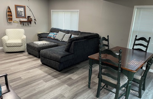 Clear Lake Cottage | Spacious Cottage For Larger Groups