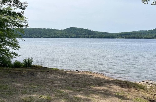 Cayamant Cottage | Spacious Cottage on lake, perfect for any occasion