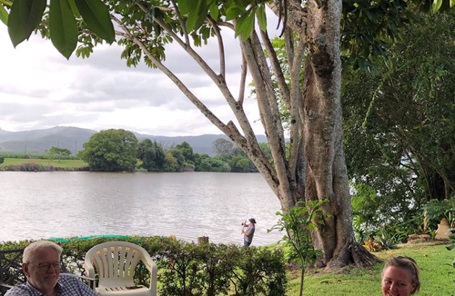 Condong Cottage | Spacious cottage set in a heritage garden