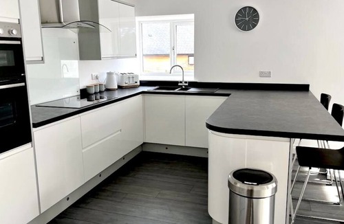 Ebford Cottage | Spacious cottage set in a beautiful location