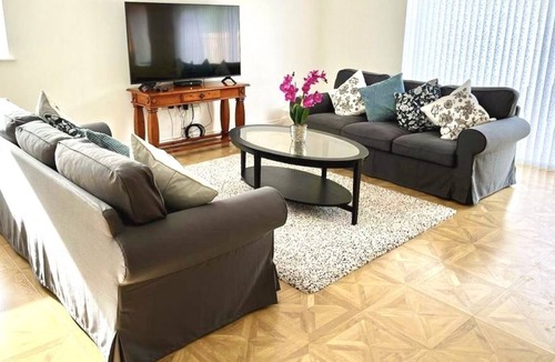 Ebford Cottage | Spacious cottage set in a beautiful location